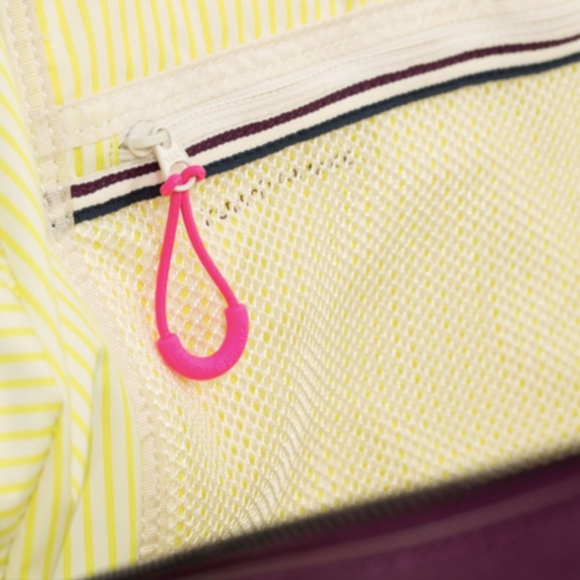 Lululemon Happy Hatha Hour Bag Plum / Inkwell EUC! - Picture 4 of 8